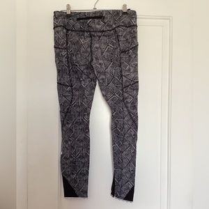 Lululemon cropped leggings size 8